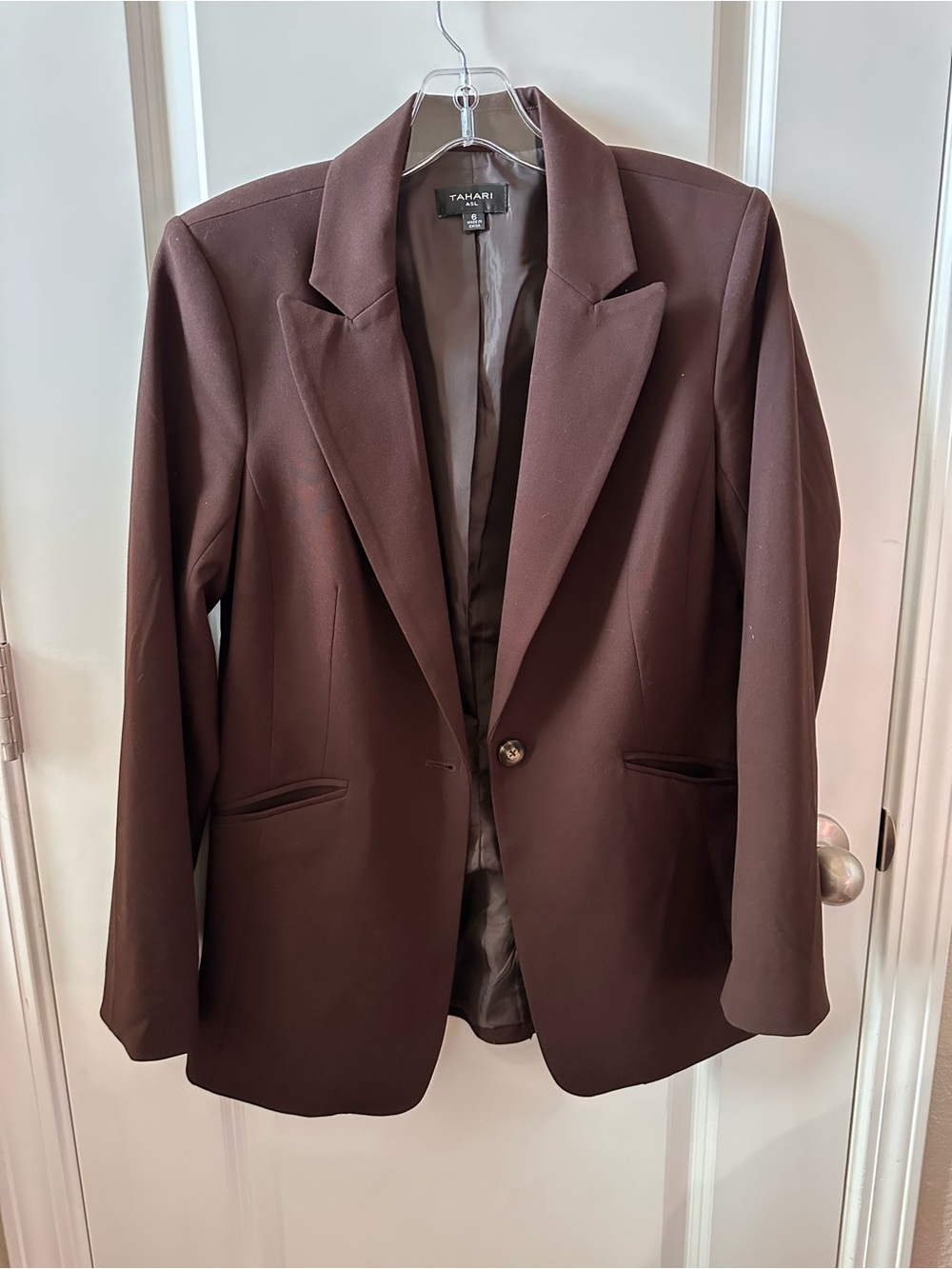 Tahari Chocolate Brown Single Button Blazer NWOT Size 6